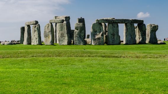 英国ロンドン ストーンヘンジ半日ツアー【1名様から予約可+入場チケット・軽食付き+英語ガイド】