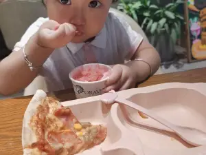 Pizza & Pizza