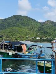 Hongsha Pier