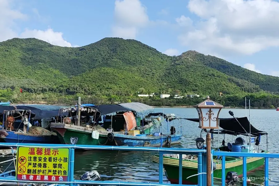 Hongsha Pier