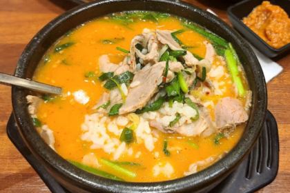 Daegeon Myeongga Dwaeji-gukbap