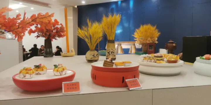 鳳台國際飯店餐飲部