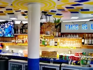Shakers Cocktail Bar