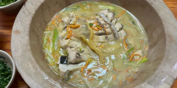 老江川8號石鍋魚