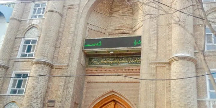 庫爾勒加麥清真寺