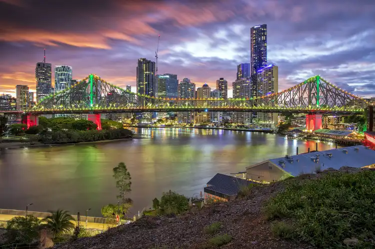 Hotel berhampiran Story Bridge Deli & Cafe