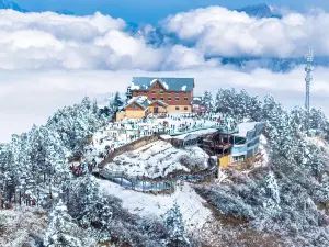 日月坪