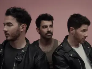 Monkton | Jonas Brothers Concert