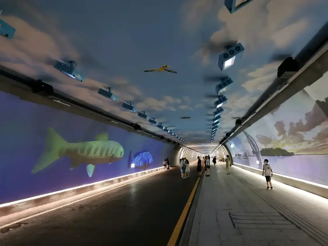 Hotels near Banzhang Mountain Tunnel