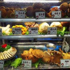 MUSHROOMS HOT POT 여행 사진
