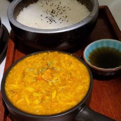 荟廷·晶萃(静安晶品店) User Photo