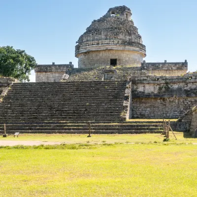 แหล่งโบราณคดี Tulum Archeological Site โรงแรมใกล้เคียง