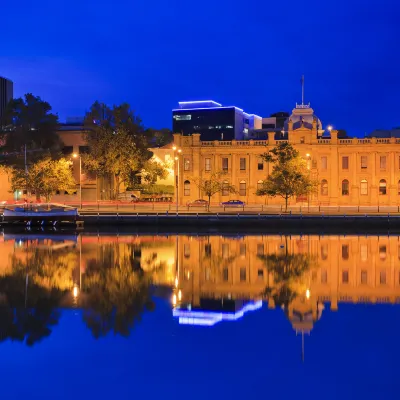 Hotels near Customs House