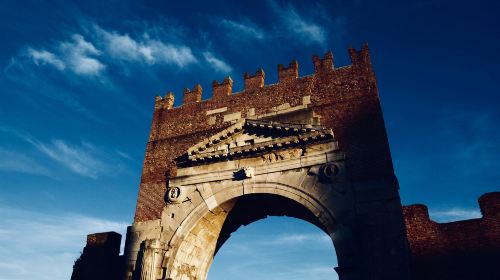 Arco di Augustus