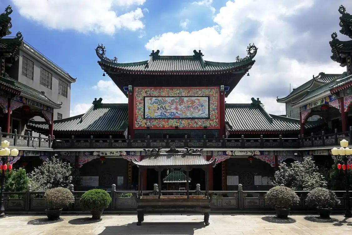Hotels near Juemiao Temple