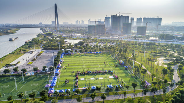 Half Moon Island Wetland Park