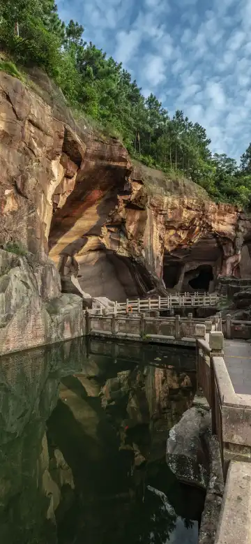 鄰近蛇蟠島海盜村的酒店