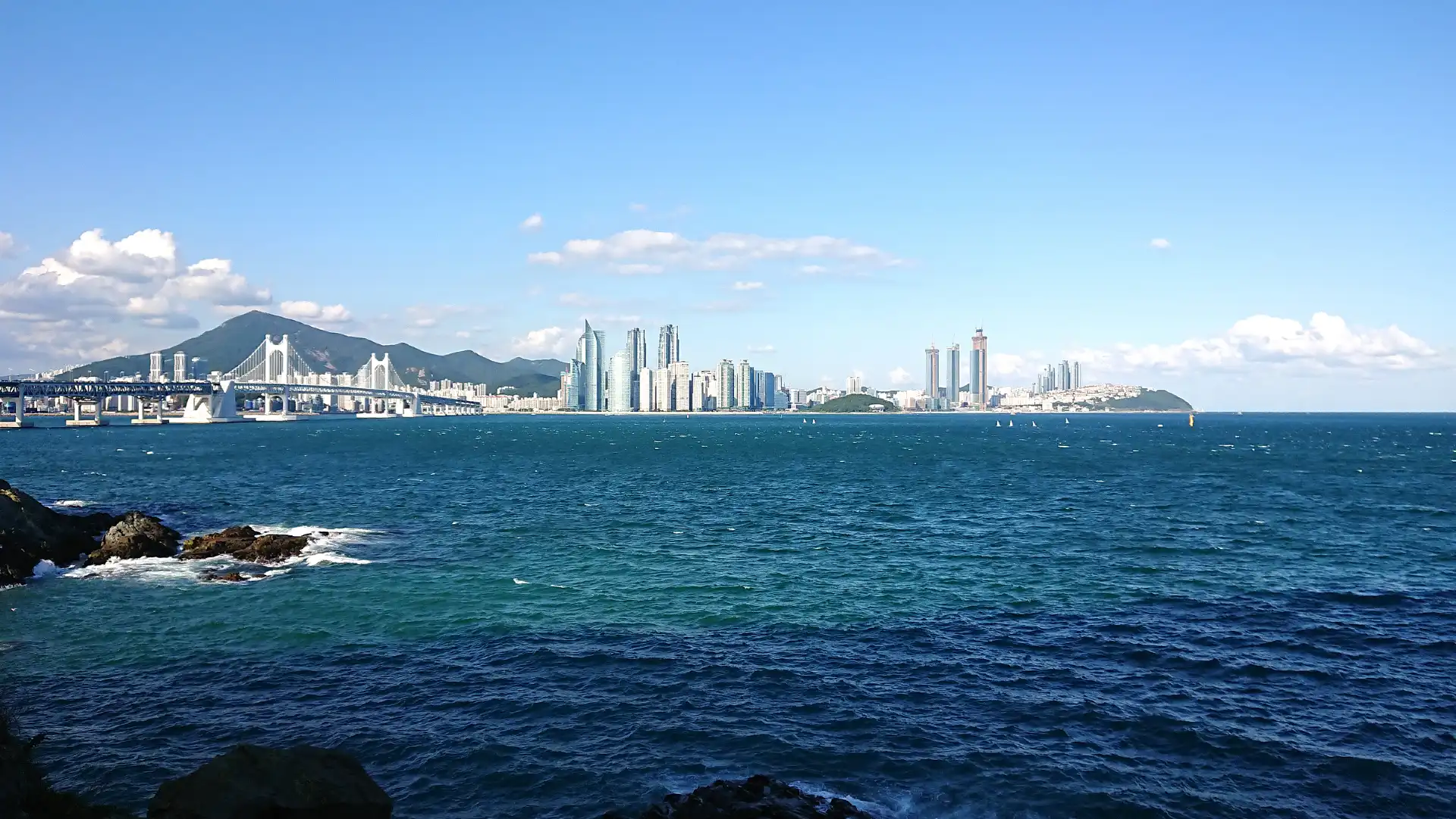 Hotels near Igidae