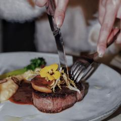 Le Coquin Bar Bistro User Photo