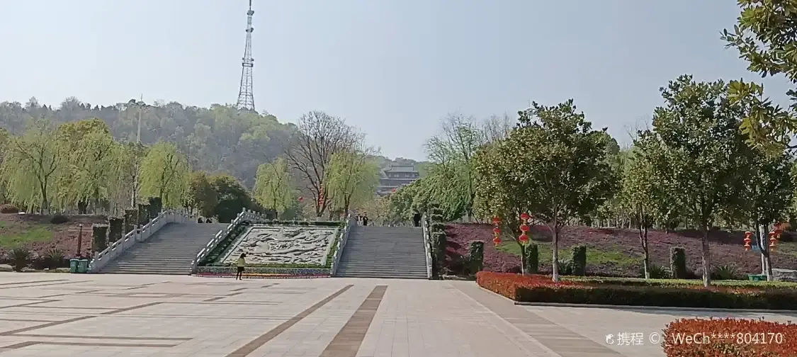 西山省級風景名勝區-西山公園廣場附近的飯店