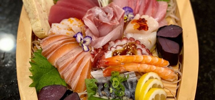 MaKi Sushi Bar & Bistro