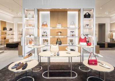 TOD'S&Hogan&Fay (Fox Town Factory Stores)