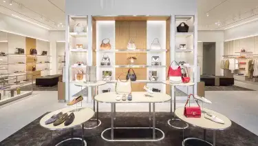 TOD'S&Hogan&Fay (Fox Town Factory Stores)