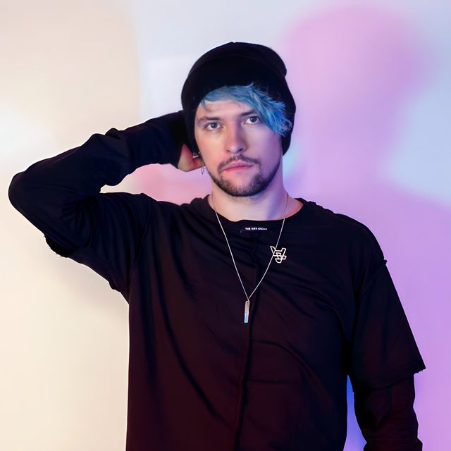 Virtual Riot Tour | Toronto