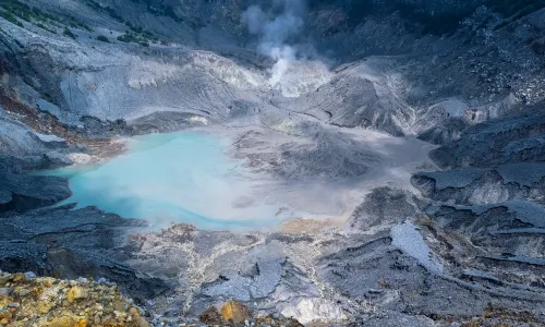 Gunung Tangkuban Parahu