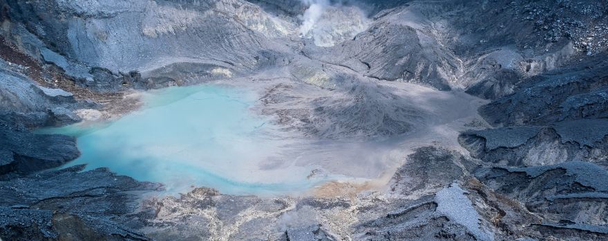 Gunung Tangkuban Parahu