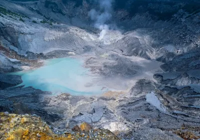 Tangkuban Perahu