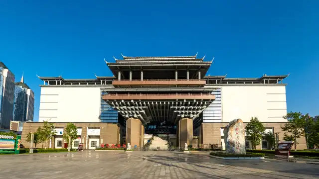Hotel berhampiran Guilin Museum