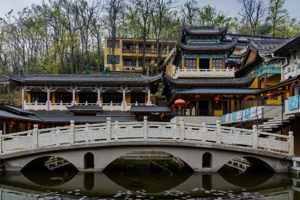 Dongfang Mountain Scenic Spot