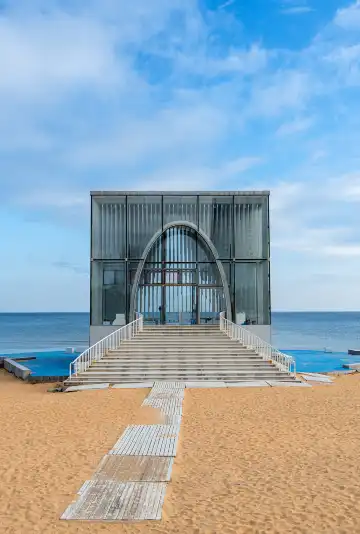 Hotels near Yantai Golden Beach Seaside Park