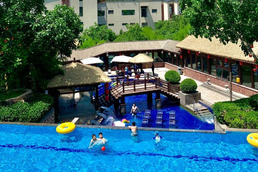 西部長青温泉穀