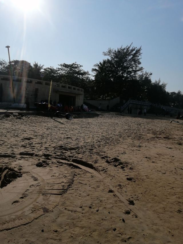 假日海灘
