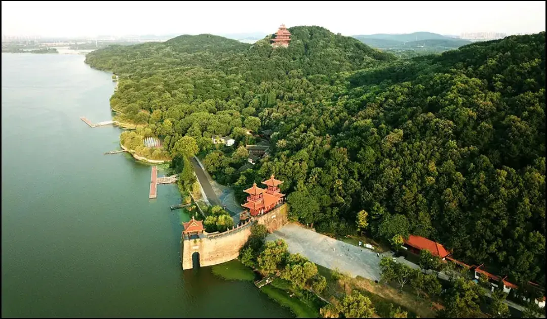 2_East Lake Scenic Area