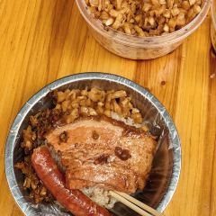 Grandma Liang's 20-Year-Old Traditional Braised Pork with Glutinous Rice User Photo