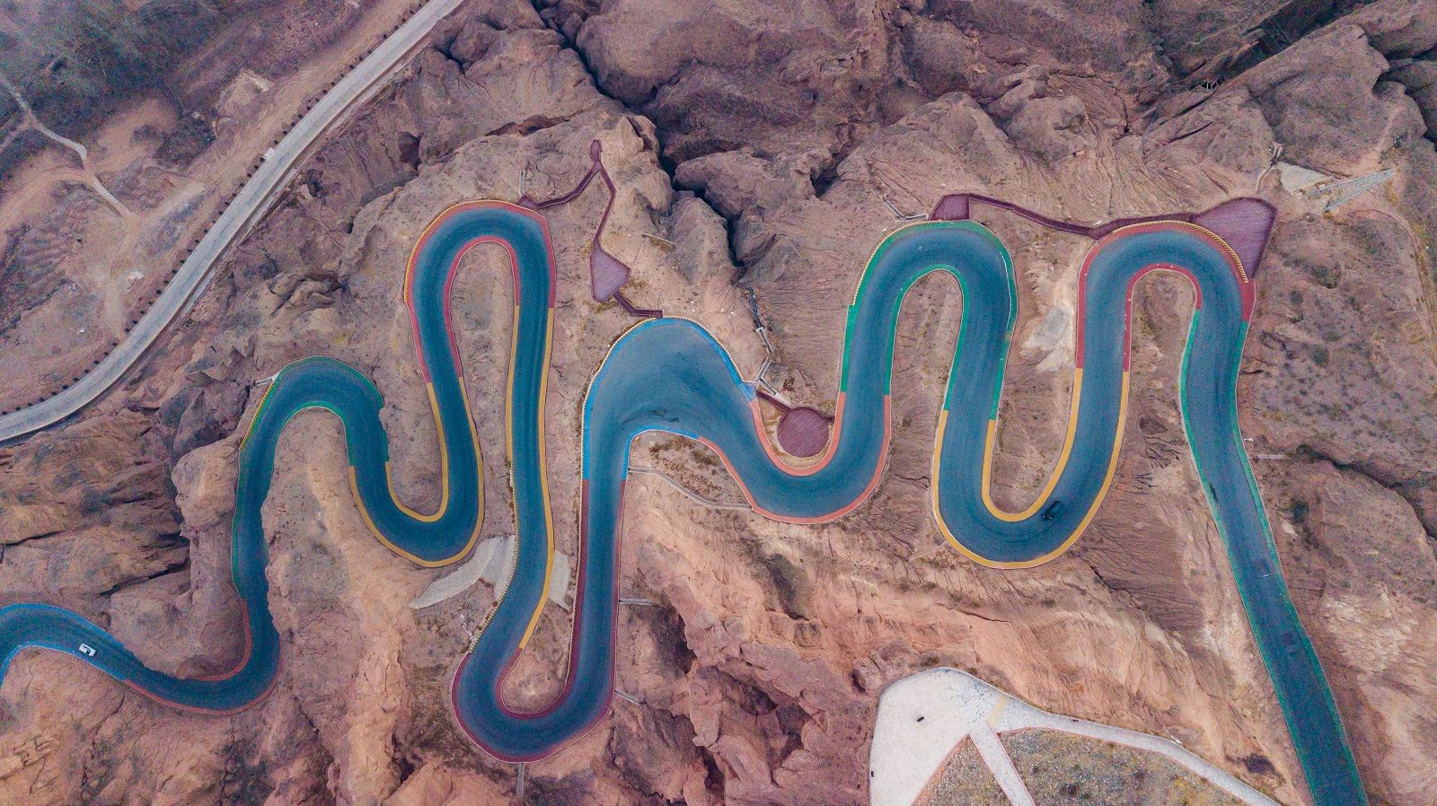 黃河石林+蘭州水墨丹霞一日遊【市內上門接送/純玩無購物】