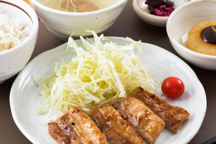 Wan Odaiba DECKS Tokyo Beach