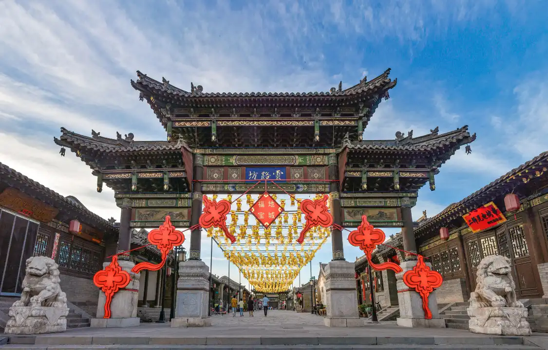 鄰近古城第一街雲路街的酒店