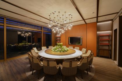 遵化金融街古泉皇冠假日酒店·彩丰小馆中餐厅