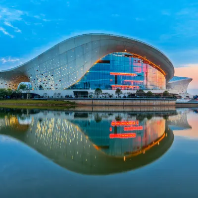 Hotels near Jiujiang Museum