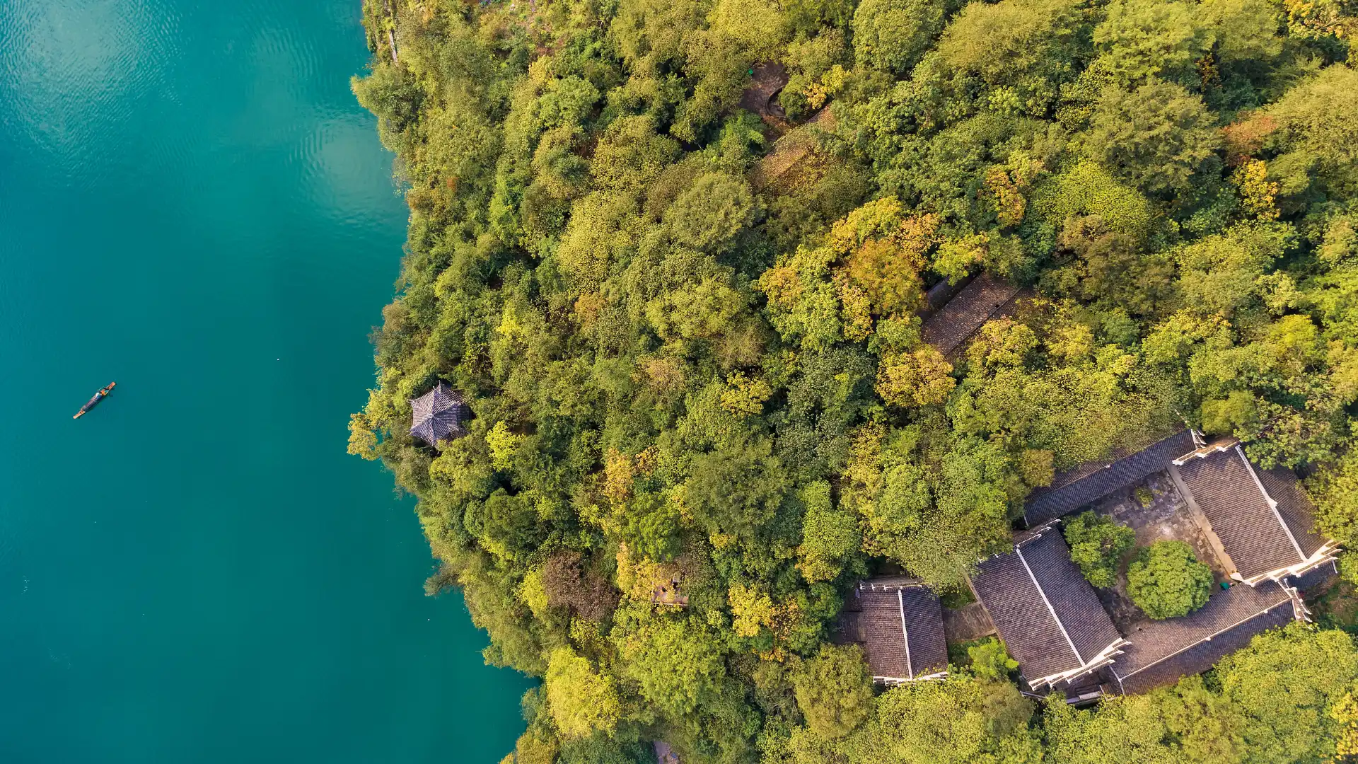 Hotels near Dongshan Temple