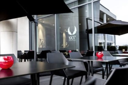 1907 Restaurant, Bar & Grill