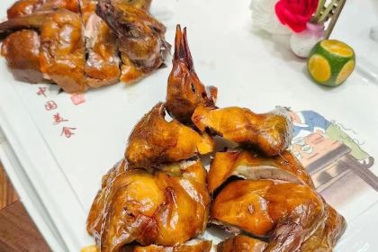 重庆仁宾江景酒店·湘粤楼