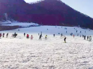 Huangheshilin Ski Field