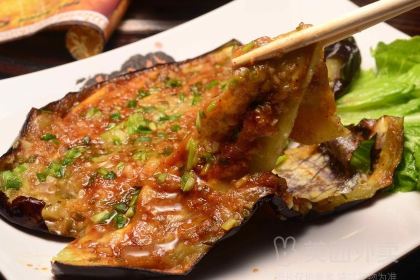 每天春羊羔烤肉店