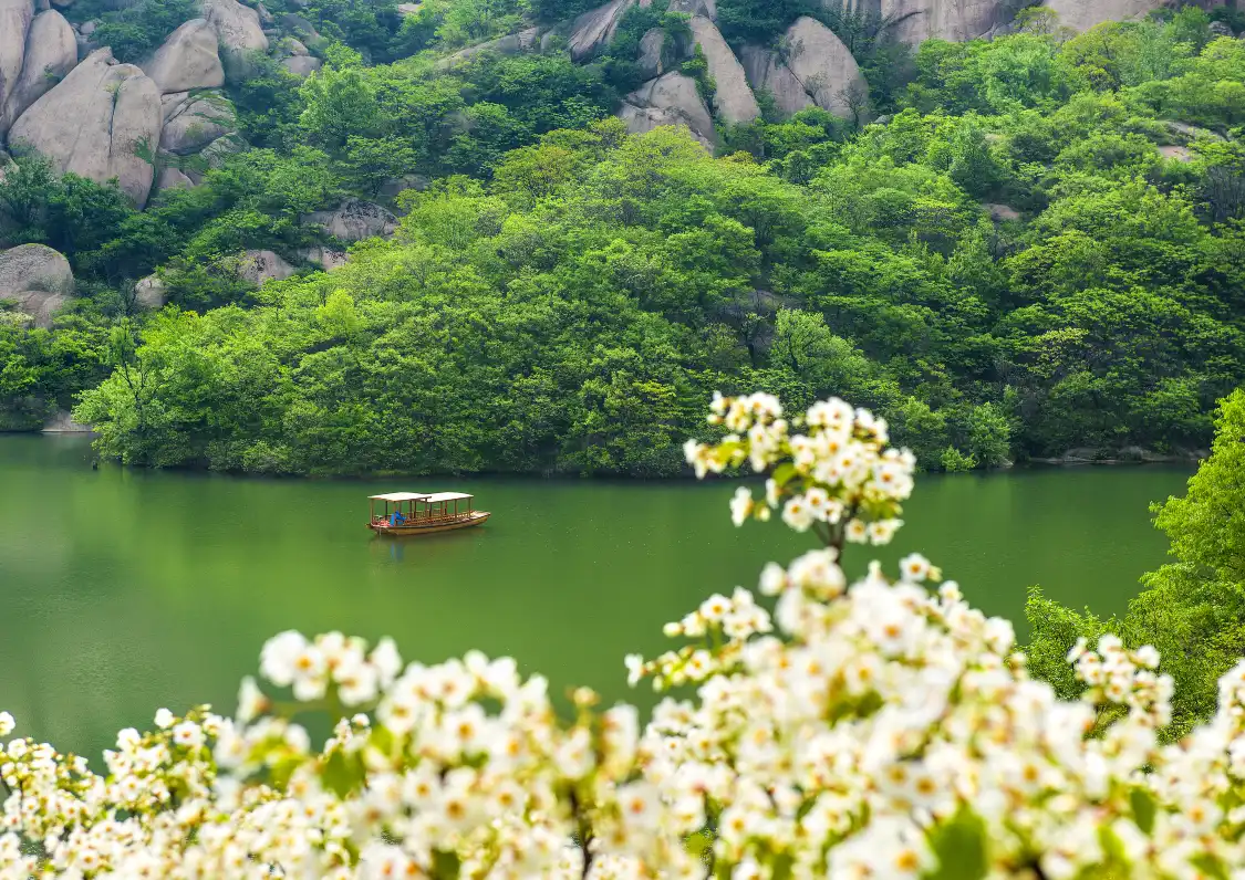 Các khách sạn gần Chayashan Scenic Spot