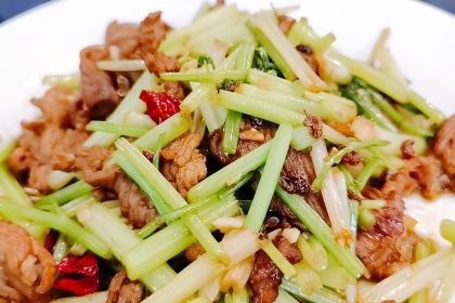 YI GE CHI LENG SHUI YU DE DI FANG